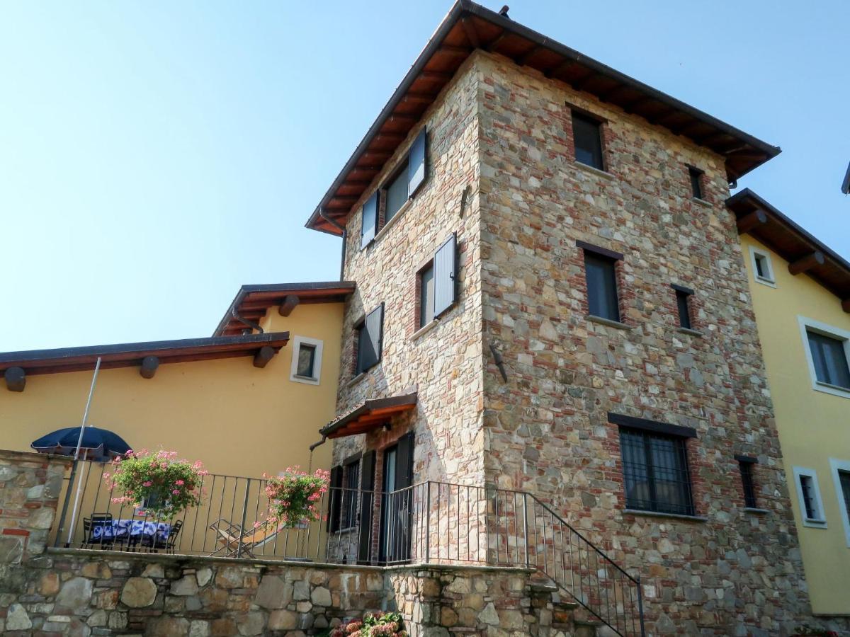 Holiday Home La Corte Bricca - Trilo Torretta By Interhome Castana  Zewnętrze zdjęcie