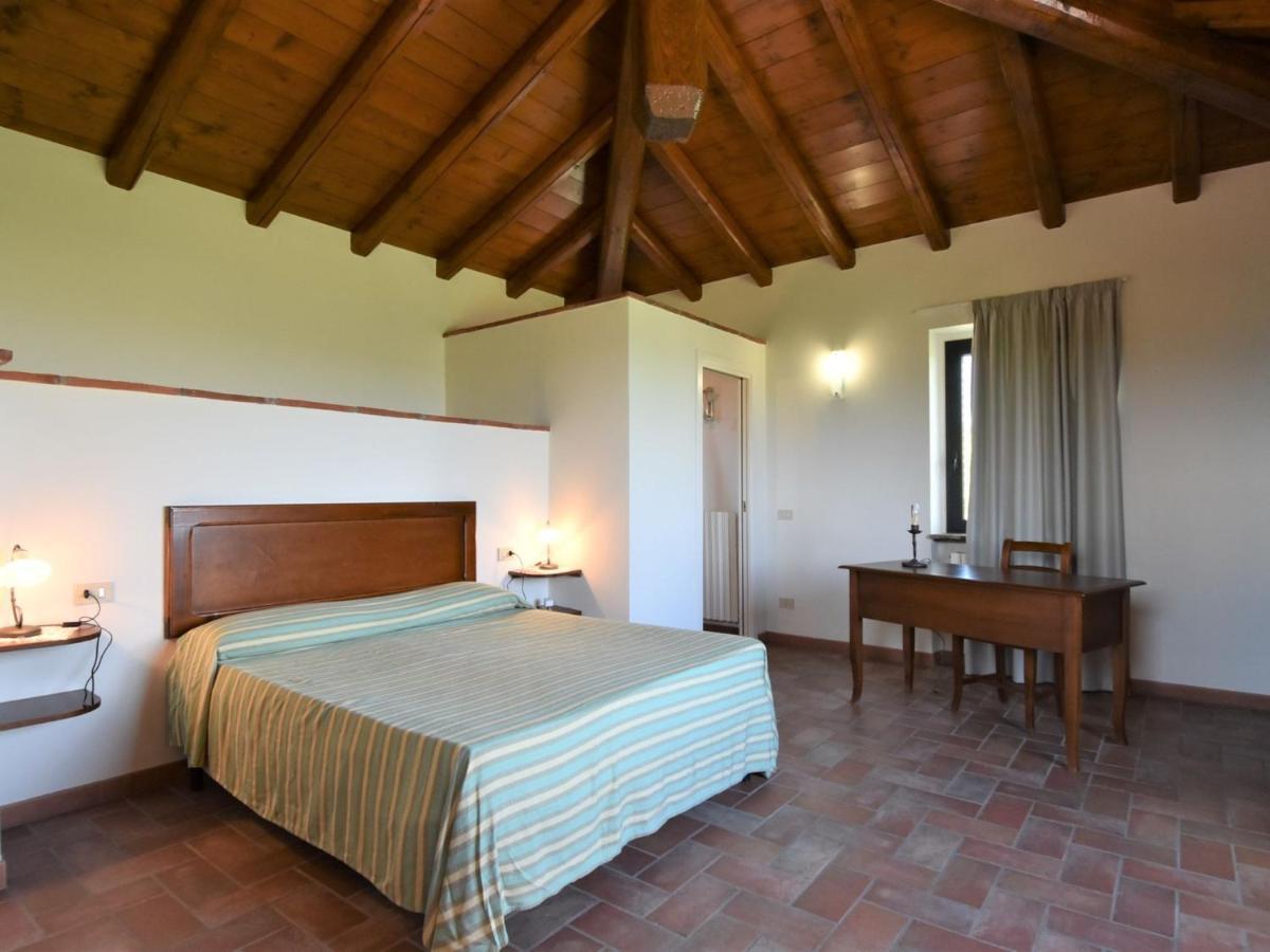 Holiday Home La Corte Bricca - Trilo Torretta By Interhome Castana  Zewnętrze zdjęcie