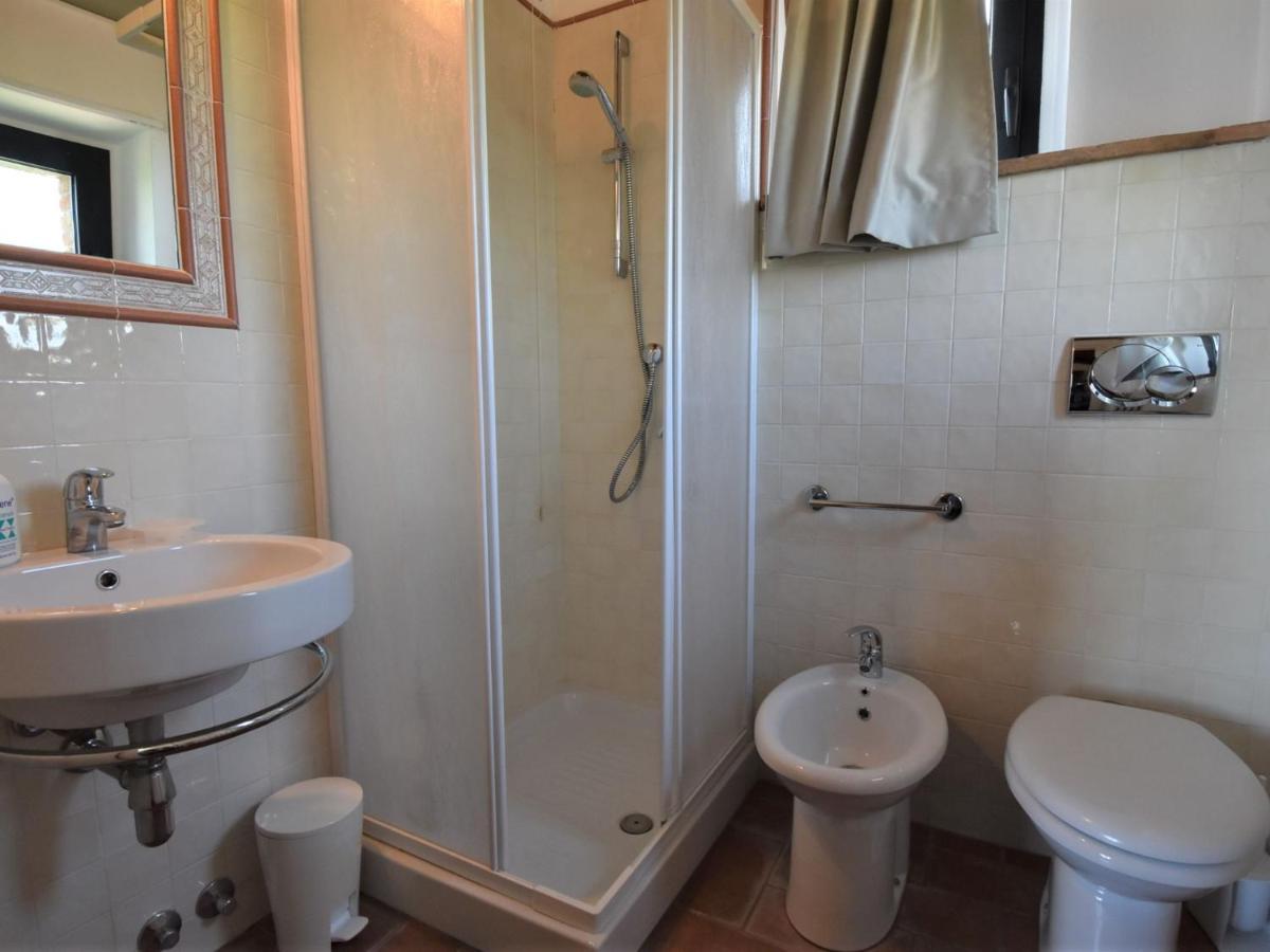 Holiday Home La Corte Bricca - Trilo Torretta By Interhome Castana  Zewnętrze zdjęcie